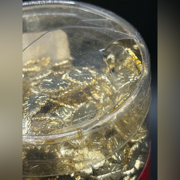 NWT Lord & Taylor Vintage Gold Tone Leaf Motif Holiday Garland Christmas Decor - Picture 4 of 12